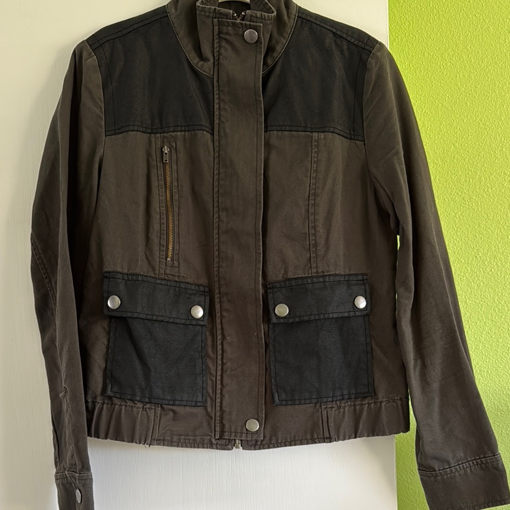 Stylish Black and gray Women's Jacket (picture shows brown accent but it is gray